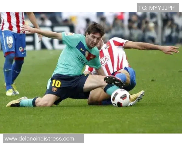 足球明星的强大脚踝力量与技术解析揭秘足球场上的绝对主宰 足球明星的强大脚踝力量与技术解析揭秘足球场上的绝对主宰