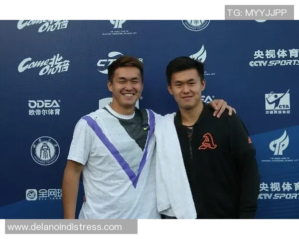 重庆网球队选拔赛精彩点评展现团队实力与潜力的全面分析 重庆网球队选拔赛精彩点评展现团队实力与潜力的全面分析