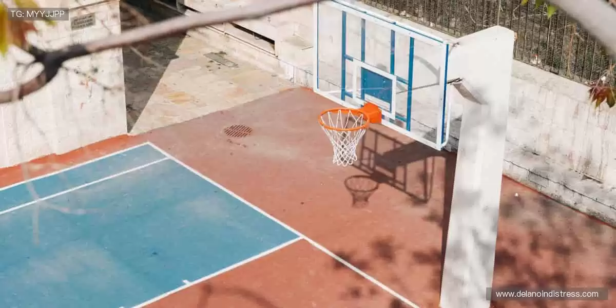 一键开启直播,弹幕互动,和全球球迷一起沸腾💬🌍